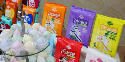 «Молодцы, делаете хорошо»: чем угощали Лукашенко на «Красном мозырянине»