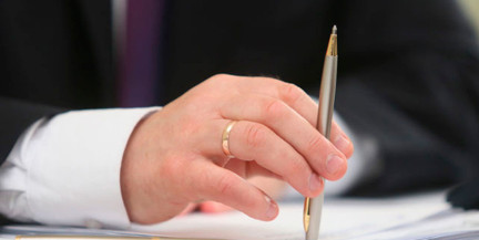 В Беларуси с 1 января введут новые должности служащих