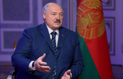 А. Лукашенко уверен, что Беларусь и Россия, если будут смотреть на свое развитие экономики, догонят и перегонят Запад