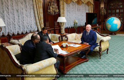 «Вопрос сотрудничества Беларуси с Индией находится на особом контроле». А. Лукашенко провел встречу с послом Индии Ашоком Кумаром