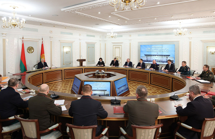 А. Лукашенко: Мы не хотим войны, но должны быть готовы