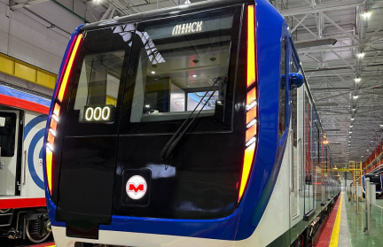 Последние два новых состава для Минского метро готовы к отправке из России