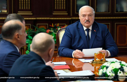 Президент Беларуси поручил установить красные линии в белорусско-американских отношениях