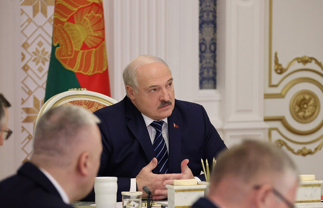 «У нас должна быть истинная демократия, когда люди живут в удовольствие». А. Лукашенко принял кадровые решения