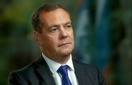 Медведев предсказал крах линии фронта ВСУ при окружении войск