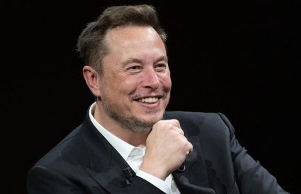 Глава польского МИД Сикорский предложил Маску отправиться на Марс