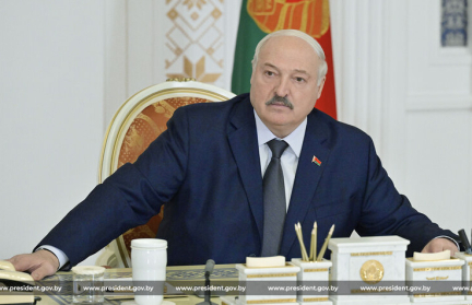 Работа на результат. А. Лукашенко провел кадровый день: изменения в структуре местной власти, науке, образовании, руководстве МТЗ