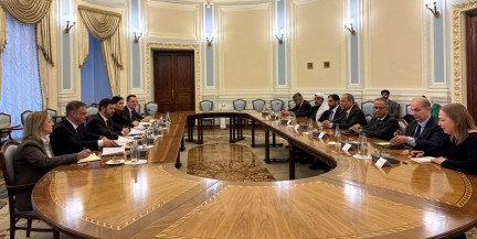 Первый замминистра иностранных дел Беларуси встретился с послами Персидского залива и Иордании