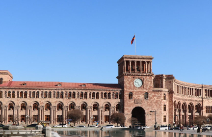 «Поцелуй Еревана»: СВР о планах Армении отказаться от российского зерна