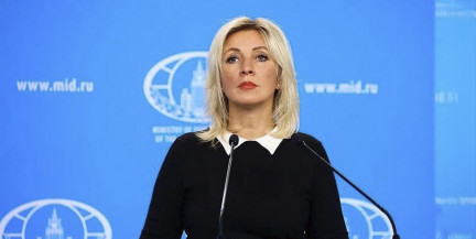 Захарова: Слова Зеленского о мире звучат на фоне атак ВСУ на медработников