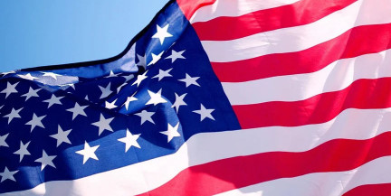 Politico: США и Евросоюз планируют привлечь 800 млрд долларов на поддержку Украины