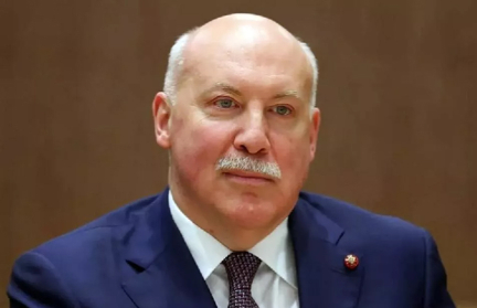 Владимир Путин назначил Дмитрия Мезенцева полномочным представителем в КС РФ