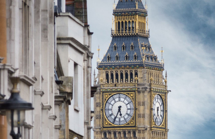 20 лет ожидания: Великобритания ужесточает правила получения ВНЖ для нелегалов