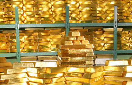 Впервые в истории цена золота превысила $4050 за унцию