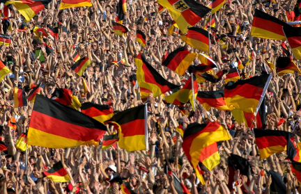 Мерц рассказал, чем грозит Германии введение США пошлин