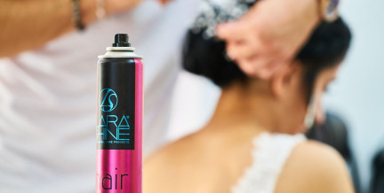 Вдруг вы не знали: 5 неожиданных способов применения лака для волос