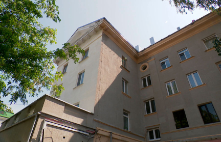 Почему в одном из бобруйских домов люди полгода живут без крыши, но власти на жалобы не реагируют