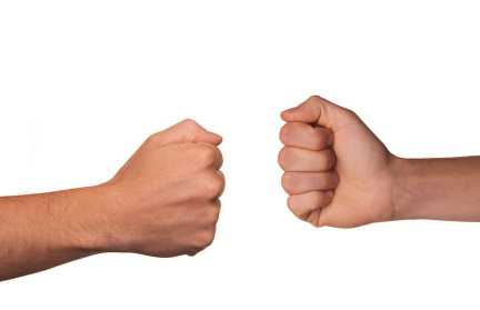 В Москве пройдет чемпионат по игре «Камень, ножницы, бумага» – главный приз впечатляет