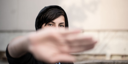 Ребенок отказывается помогать родителям. Нормально ли это, пояснил специалист