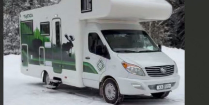 Первый автодом от МАЗа: завод показал жилье на колесах на шасси микроавтобуса