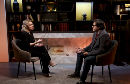 Кто чаще всего усыновляет детей в Беларуси и какой соцпортет потенциальных родителей?