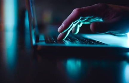 Внимание, фейк! Мошенники распространяют рекламу под видом телеканала ОНТ