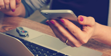 Минфин предупреждает о росте дезинформации с дипфейками и поддельными документами в интернете