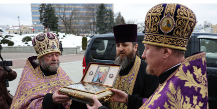 Частица Пояса Пресвятой Богородицы прибыла в Свято‑Духов кафедральный собор Минска