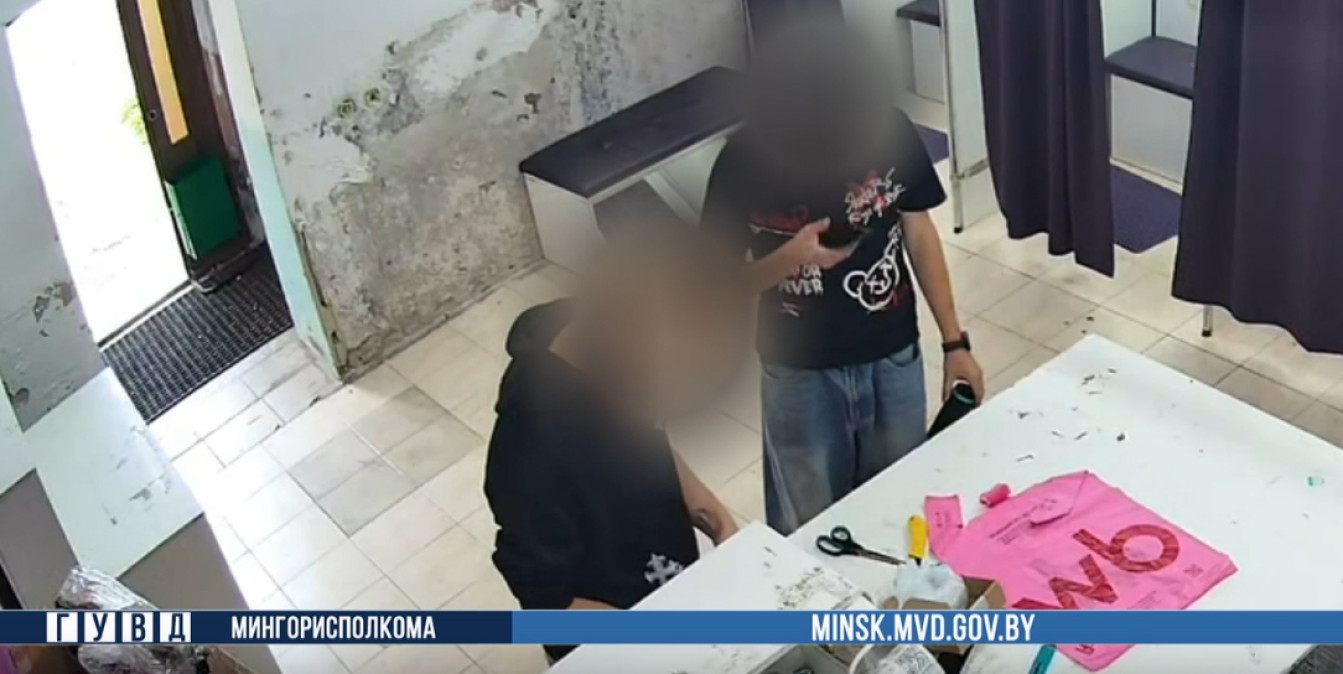 «Бесплатный» апгрейд не удался: минчанин дважды подменил процессоры в пункте выдачи заказов