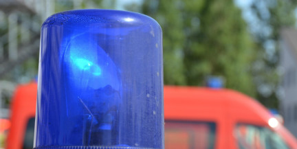 Семь школьников отравились диоксидом азота на уроке химии в Москве