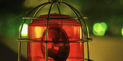 Небольшой самолет разбился в Австралии: погибли пилот и пассажир