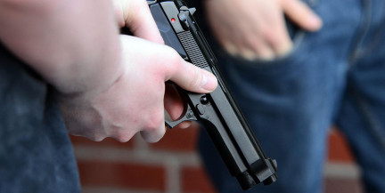 В США мужчина застрелил шесть человек, в том числе 7-летнюю девочку