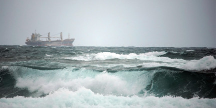 В Черном море неизвестные БПЛА атаковали нефтяной танкер турецкой компании