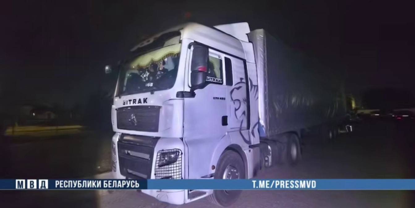 грузовик с ломом цветного металла