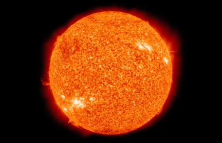 На Солнце зафиксированы пять мощных вспышек, ожидаются магнитные бури