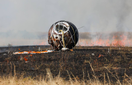 Роскосмос: Спутник с семенами ивьевских помидоров, мышами и мухами вернулся на Землю