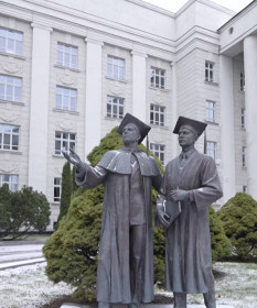 Ученые и законодатели обсудили реформу научной сферы Беларуси