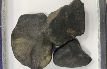 Метеориты, найденные по Смолевичами, признали уникальными геологическими объектами