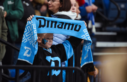 «Динамо-Минск» в гостевом матче уступило ярославскому «Локомотиву»