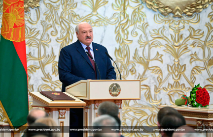 «Приоритетами в моей деятельности были и остаются национальные интересы, безопасность страны и людей». 25 марта состоялась инаугурация Президента