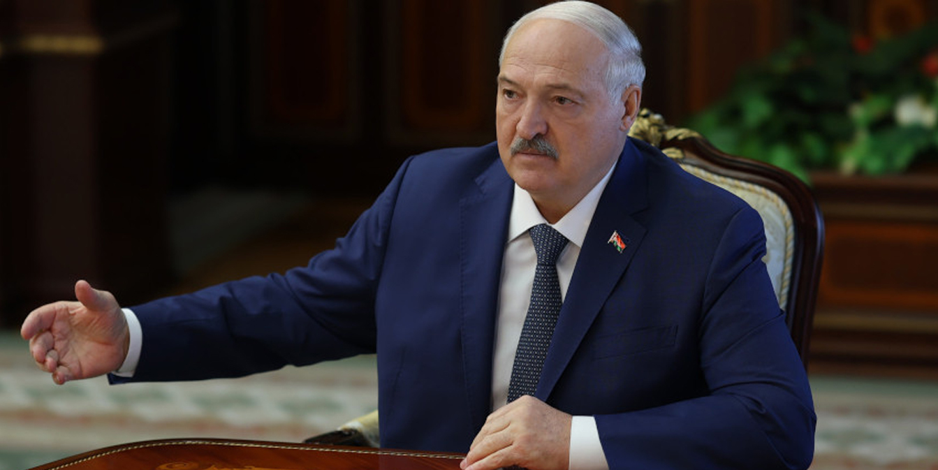 Александр Лукашенко поручил белорусским медикам самостоятельно вылечить всех пострадавших при атаке БПЛА под Брянском